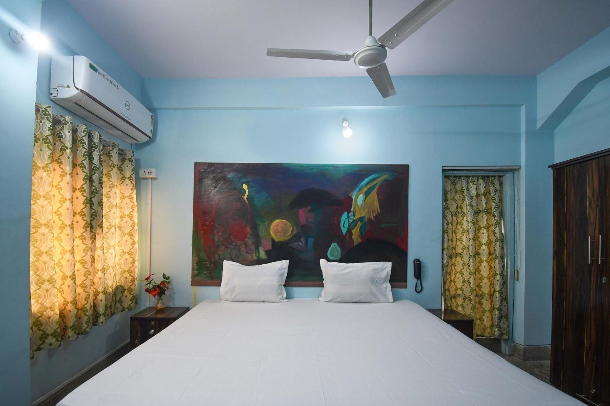 Hotel O Blue Cherry Guest House Калькутта Экстерьер фото